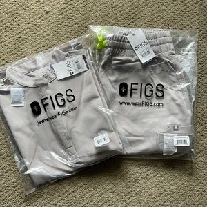 NEW w/tags limited edition Slate figs scrub set